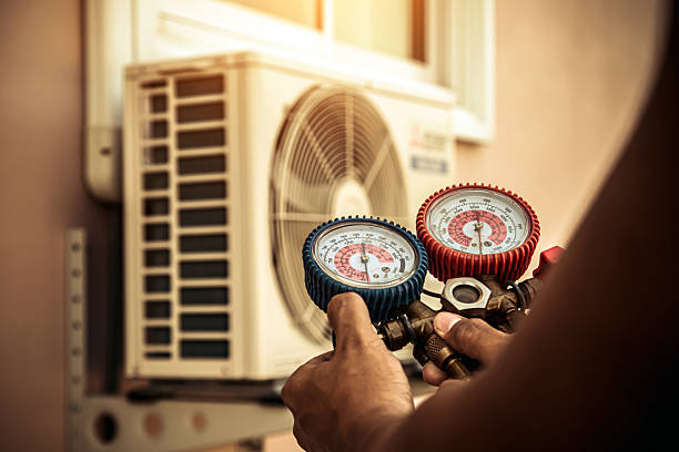 Professional Hvac Installation technician working in Pope Army Airfield, NC